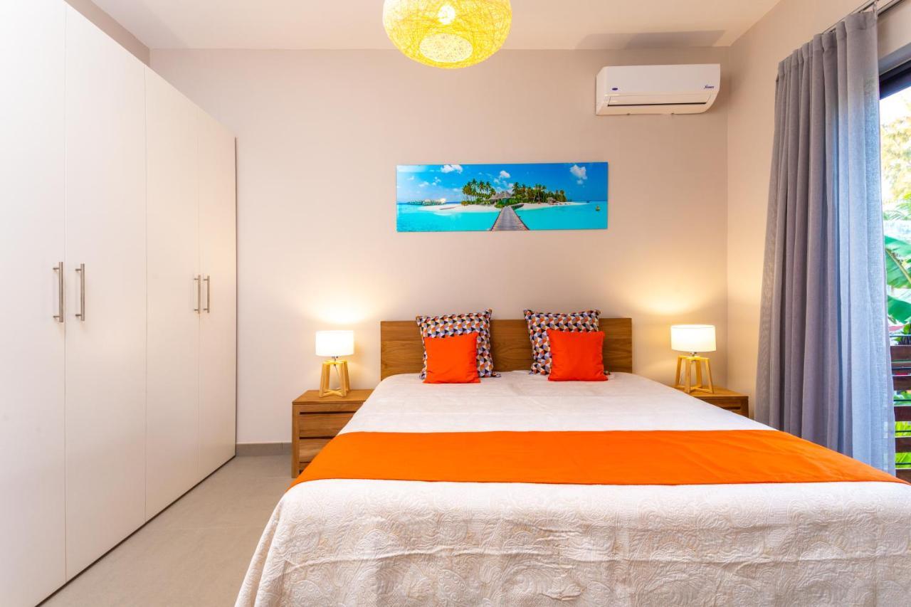 One Bay Residence Apartment 6 Pereybere Beach Exterior foto
